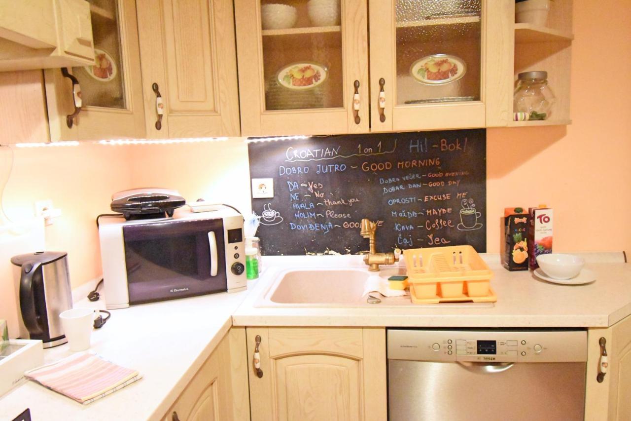 Donos Art Apartment ザグレブ エクステリア 写真